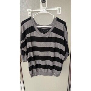 Guess 3/4 sleeve shirt (2011) L